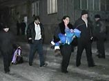 Прохожие в Китае за 48 секунд спасли женщину, попавшую под фургон (ВИДЕО) Прохожие в Китае за 48 секунд спасли женщину, попавшую под фургон (ВИДЕО)