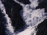 Из-за угрозы схода лавин почти на всем протяжении Альпийских гор на севере Италии объявлен один из самых высоких уровней опасности