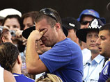 Полицейские были вынуждены использовать газовые баллончики, чтобы успокоить разбушевавшихся зрителей во время матча Открытого чемпионата Австралии по теннису