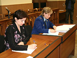 Мэр Архангельска оштрафован на 70 тыс. рублей за поддельный диплом. Защита оспорит приговор