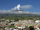 Извержение вулкана Галерас на юго-востоке Колумбии началось после серии подземных толчков