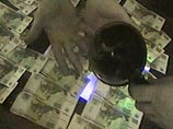 Новая поправка, если она вступит в силу, позволит сыщикам провоцировать на взятку даже чиновников, отвечающих за принятие самых незначительных решений Новая поправка, если она вступит в силу, позволит сыщикам провоцировать на взятку даже чиновников, отвечающих за принятие самых незначительных решений