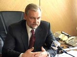 Песков призвал не судить по отвалившейся на глазах у Путина ручке на двери автомобиля "Патриот" о его качестве Песков призвал не судить по отвалившейся на глазах у Путина ручке на двери автомобиля "Патриот" о его качестве