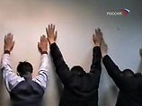 В Нижнем Новгороде хоккейные болельщики напали на синагогу и избили охранника В Нижнем Новгороде хоккейные болельщики напали на синагогу и избили охранника