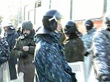 Столкновения митингующих и ОМОНа в Назрани - открыта стрельба Столкновения митингующих и ОМОНа в Назрани - открыта стрельба