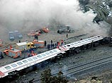 Пассажирский поезд сошел с рельсов в Турции - восемь человек погибли
