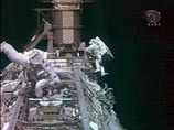 Астронавты NASA заменили в космосе модуль МКС, без которого станцию ждет "энергетический голод" Астронавты NASA заменили в космосе модуль МКС, без которого станцию ждет "энергетический голод"