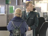 Согласно документу, судебные приставы могут запретить выезд неплательщикам алиментов, банковским должникам и даже гражданам, забывшим оплатить штрафы ГИБДД Согласно документу, судебные приставы могут запретить выезд неплательщикам алиментов, банковским должникам и даже гражданам, забывшим оплатить штрафы ГИБДД