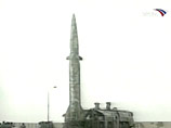 Пакистан в пятницу провел успешные испытания новой модификации баллистической ракеты среднего радиуса действия "Гаури" (Хатф-5), способной нести ядерный боезаряд