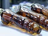 На Украине Черниговский ликеро-водочный завод начал выпуск продукции в бутылках необычной формы - в виде мужского члена На Украине Черниговский ликеро-водочный завод начал выпуск продукции в бутылках необычной формы - в виде мужского члена