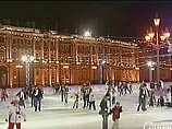 Суд в Петербурге запретил каток на Дворцовой площади 