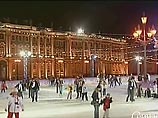Суд в Петербурге запретил каток на Дворцовой площади Суд в Петербурге запретил каток на Дворцовой площади
