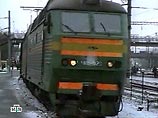 В Новосибирской области товарный вагон сошел с рельсов и повредил пассажирский поезд. Пострадавших нет