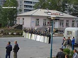Массовые беспорядки в Кодопоге начались 2 сентября 2006 года после произошедшей в ночь на 30 августа драки между местными жителями и выходцами с Северного Кавказа