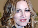 Кроме того, в минувшем году от Warner ушел основной партнер - Мадонна, заключившая контракт с антрепренерской компанией Live Nation Inc.   