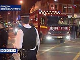 О пострадавших пока не сообщается, но Лондонская пожарная бригада сообщила, что по некоторым данным в отдельных местах пламя отрезало людям пути для ухода из опасной зоны