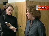 При этом адвокат госпитализированного арестанта Елена Львова заявила, что как раз сами врачи не возражают против посещения Алексаняна - то есть, никаких медицинских противопоказаний к этому нет, но все упирается в позицию стражи При этом адвокат госпитализированного арестанта Елена Львова заявила, что как раз сами врачи не возражают против посещения Алексаняна - то есть, никаких медицинских противопоказаний к этому нет, но все упирается в позицию стражи