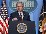Президент Джордж Буш принял решение уничтожить ракетой вышедший из строя спутник-шпион из-за высокого риска гибели людей при его бесконтрольном сходе с орбиты