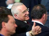 Чешский парламент переизбрал президента Вацлава Клауса на второй срок