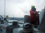 На яхту российского путешественника надвигается сильнейший шторм