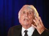 104-летний певец, выступавший в нацистской Германии, возвратился на сцену 104-летний певец, выступавший в нацистской Германии, возвратился на сцену