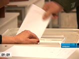 В Армении проходят президентские выборы из 9 кандидатов. Фаворит - премьер страны