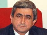 На президентских выборах в Армении побеждает премьер Серж Саркисян