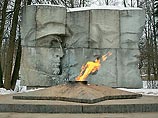 Троим подозреваемым в зверском убийстве рабочего во Владимирской области еще в детстве был поставлен диагноз "олигофрения" Троим подозреваемым в зверском убийстве рабочего во Владимирской области еще в детстве был поставлен диагноз "олигофрения"