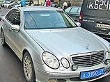 Главного госинспектора безопасности движения РФ Виктора Кирьянова, ставшего виновником ДТП в центре Москвы, наградили грамотой Главного госинспектора безопасности движения РФ Виктора Кирьянова, ставшего виновником ДТП в центре Москвы, наградили грамотой