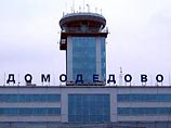 Boeing-777 авиакомпании "Сингапурские авиалинии" в субботу совершил аварийную посадку в московском аэропорту "Домодедово" Boeing-777 авиакомпании "Сингапурские авиалинии" в субботу совершил аварийную посадку в московском аэропорту "Домодедово"
