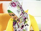 Закон, разрешающий студенткам вузов посещать занятия в мусульманском платке "тюрбан", вступил в силу в Турции в субботу после публикации в правительственной Официальной газете
