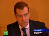 Часть вопросов касалась денежного довольствия военнослужащих. Один из контрактников предложил для улучшения стимула перезаключения контракта по истечение срока первого выплачивать серьезное единовременное денежное пособие Часть вопросов касалась денежного довольствия военнослужащих. Один из контрактников предложил для улучшения стимула перезаключения контракта по истечение срока первого выплачивать серьезное единовременное денежное пособие