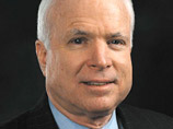 Джон Маккейн заявил, что имел право отказаться от бюджетных средств без одобрения федеральной избирательной комиссии, приведя в качестве примера Говарда Дина и другого представителя демократов Дика Джефардта