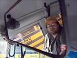 В США старшеклассник изнасиловал девочку в переполненном школьном автобусе