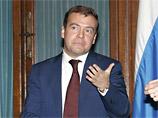 Работница "дочки" "Газпрома" подала на Дмитрия Медведева в суд, требуя 10 миллионов за его молчание Работница "дочки" "Газпрома" подала на Дмитрия Медведева в суд, требуя 10 миллионов за его молчание