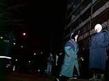 Мужчина угрожает взорвать двухэтажный жилой дом в Подмосковье Мужчина угрожает взорвать двухэтажный жилой дом в Подмосковье