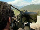 В мирное время в Абхазии под ружьем - 4500 человек, в случае войны мобилизуется еще до 10 тыс. У Абхазии: по одним данным - до 50 танков, 80 БМП и БТР, 80 артиллерийских орудий, по другим - в два раза больше