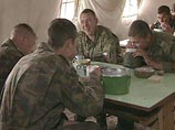 Он уточнил, что "шведский стол" планируется использовать в столовых воинских частей, в которых численность питающихся не превышает 300 человек Он уточнил, что "шведский стол" планируется использовать в столовых воинских частей, в которых численность питающихся не превышает 300 человек