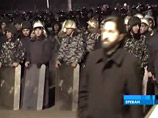 После ночных беспорядков центр города выглядит, как после побоища После ночных беспорядков центр города выглядит, как после побоища