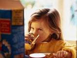 Ученые подтвердили: полноценные завтраки спасают подростков от ожирения