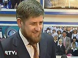 Напомним, накануне Кадыров был принят в Союз за заслуги в деле становления чеченской журналистики: министр по внешним связям, национальным отношениям печати и информации Чеченской республики Шамсаил Саралиев вручил Кадырову удостоверение члена СЖР