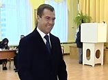 Опрос: россияне уверены, что Медведев проработает только один срок