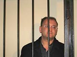 В Петербурге прошла акция в защиту арестованного главы местного "Яблока"