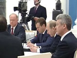 Путин предложил "очень осторожный" подход к снижению НДС Путин предложил "очень осторожный" подход к снижению НДС