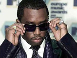 СМИ США связали рэппера и продюсера Diddy с нападением на Тупака Шакура СМИ США связали рэппера и продюсера Diddy с нападением на Тупака Шакура
