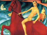 В ночь на 15 марта на рекламных конструкциях появились "Купание красного коня" Петрова-Водкина