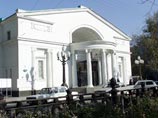 "Современник" представит обновленную версию спектакля "Три сестры" "Современник" представит обновленную версию спектакля "Три сестры"