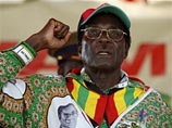 Оппозиция обвинила действующего президента Зимбабве Роберта Мугабе, который управляет государством уже 28 лет, в мошенничестве в ходе выборов