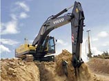 В Омске здания сползают в неправильно вырытый котлован: эвакуированы детская школа искусств и офисы В Омске здания сползают в неправильно вырытый котлован: эвакуированы детская школа искусств и офисы