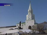 1 апреля МК решил покрасить Кремль в белый цвет